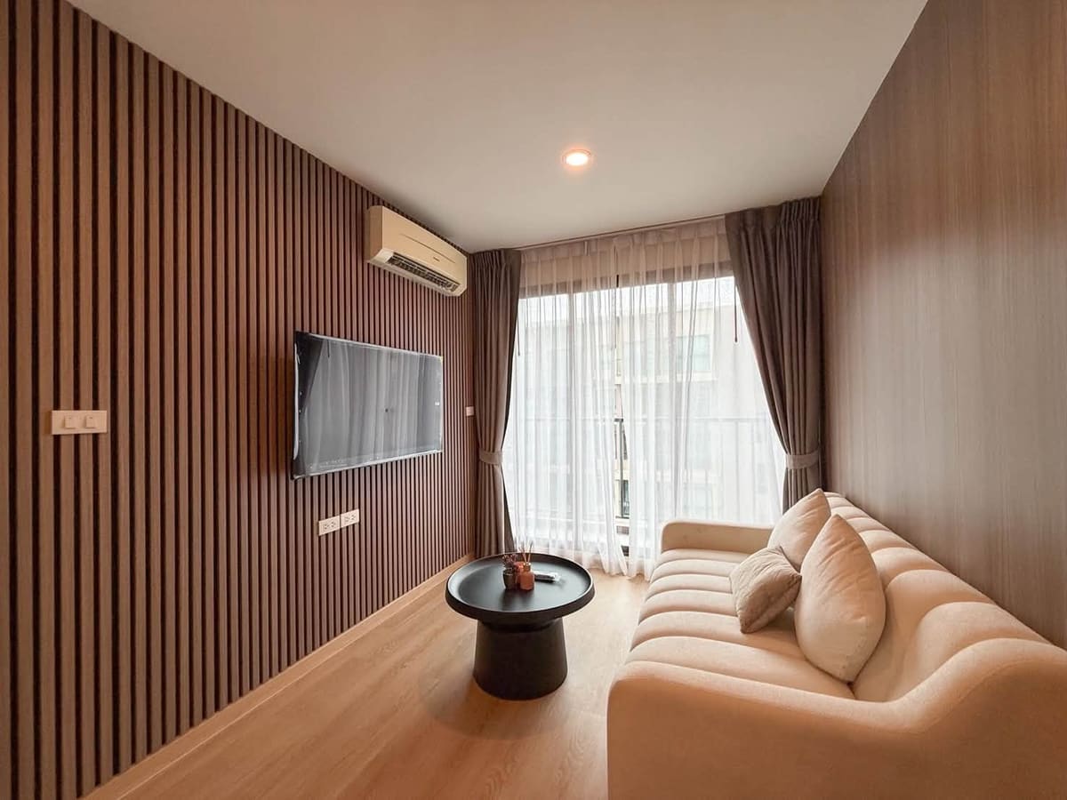 Zcape 3 condo, Building A, 7th floor, pool view, newly renovated, behind Central Floresta 3