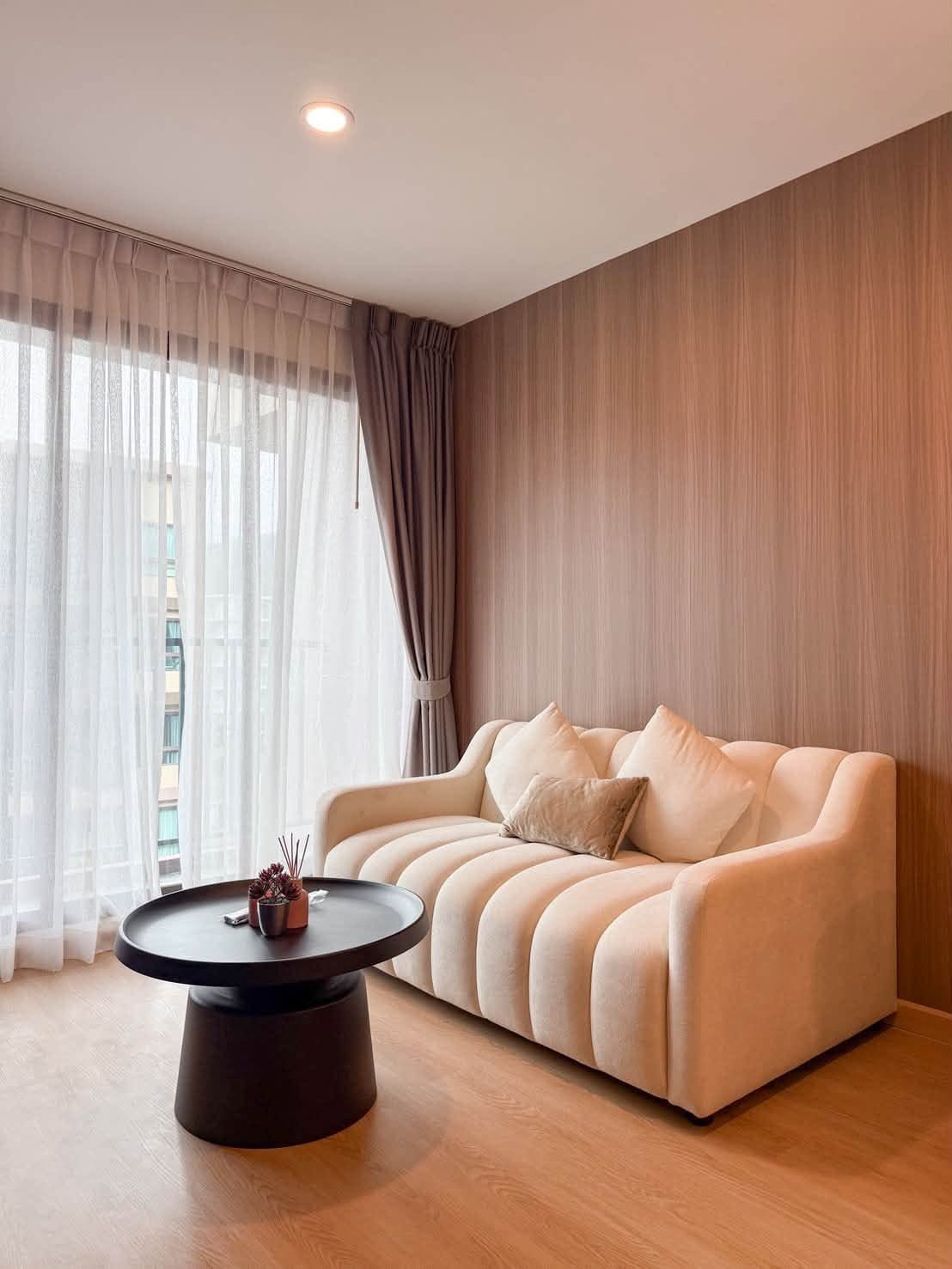 Zcape 3 condo, Building A, 7th floor, pool view, newly renovated, behind Central Floresta