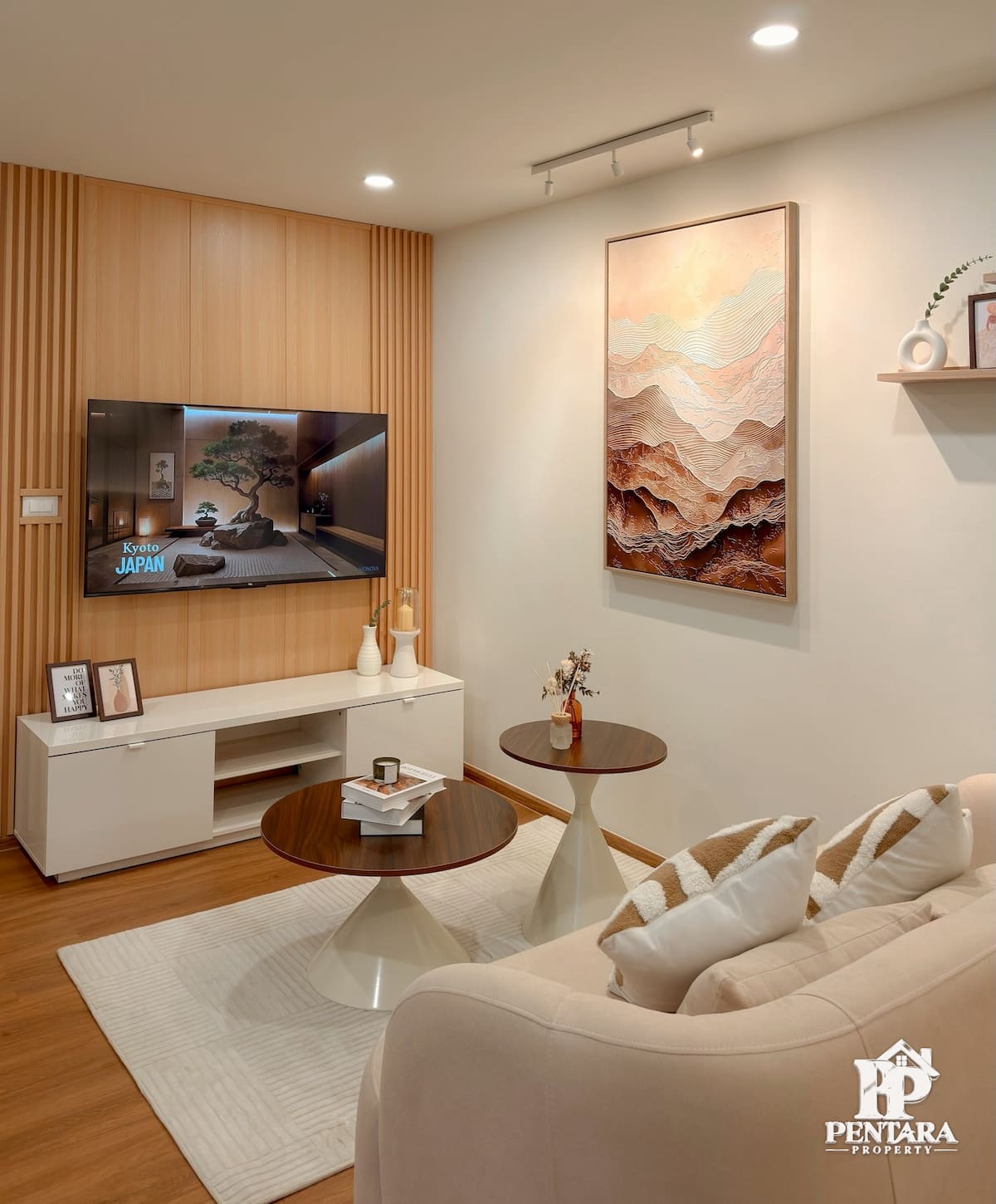  Centrio Condominium
