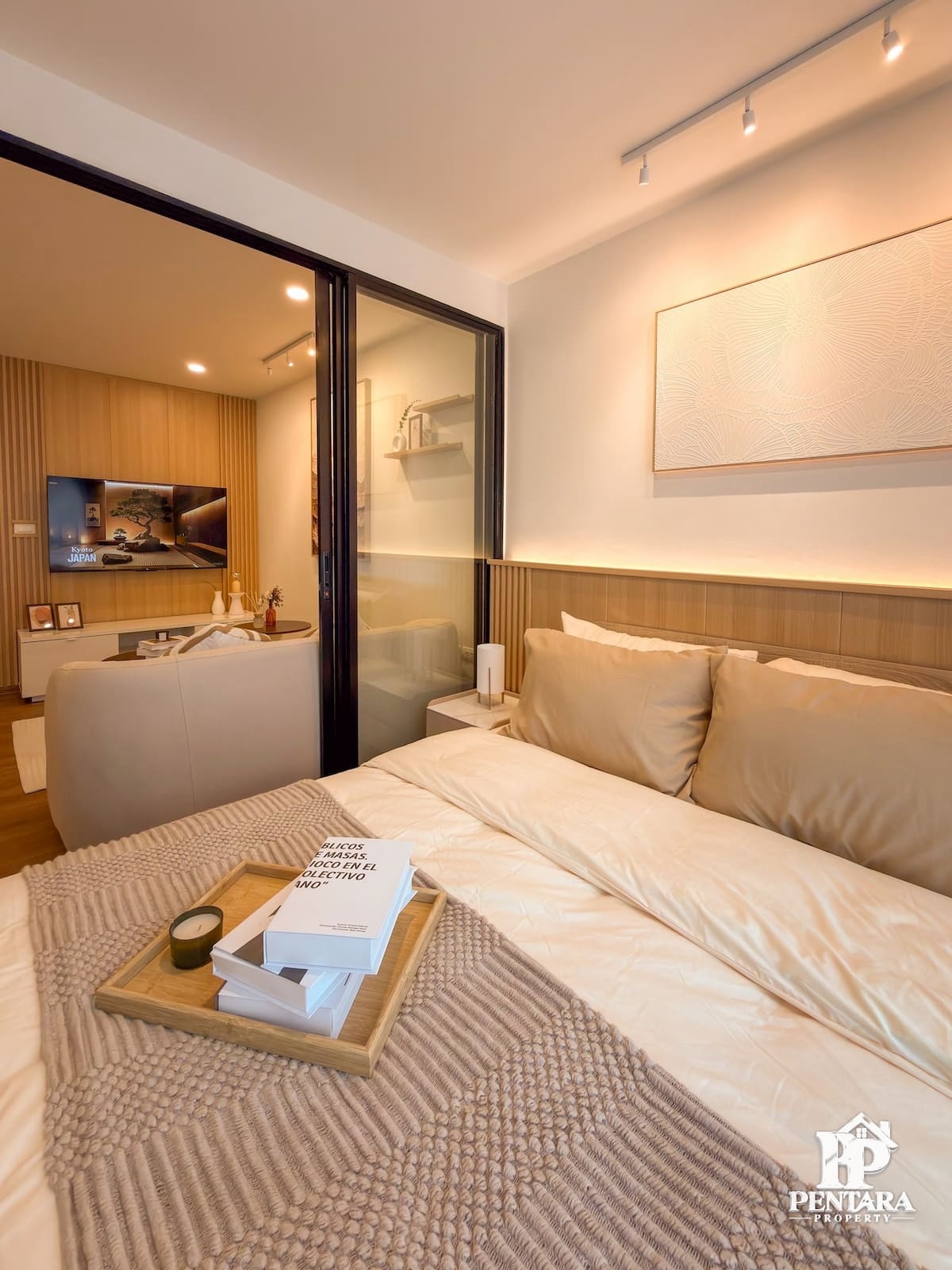  Centrio Condominium 6